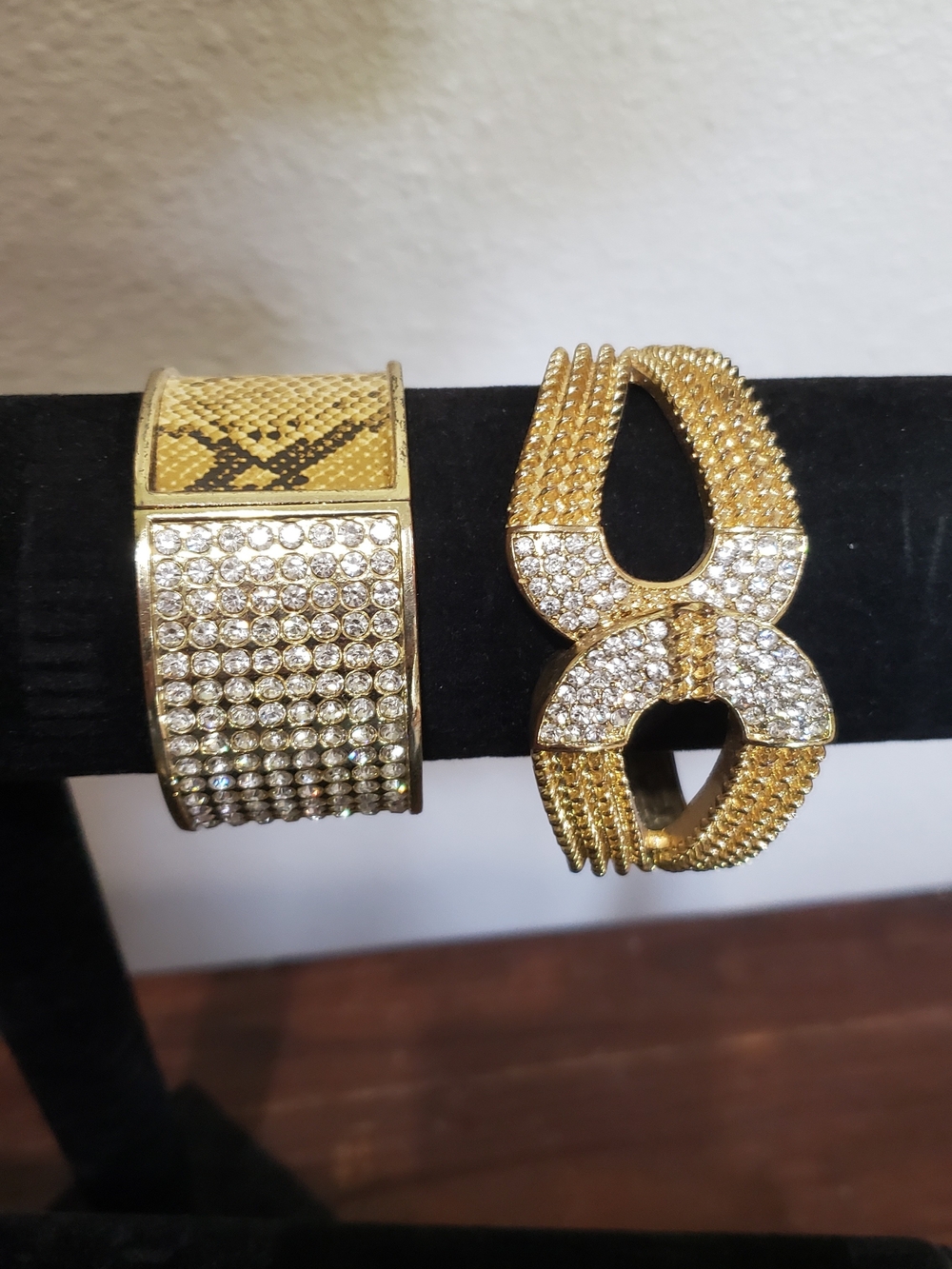 Bundle Set of  2 Vintage Gold-tone Hinge Bracelets With Rhinestones*PRICE FIRM*